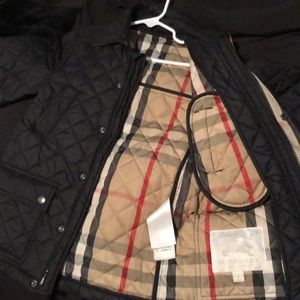 Original Burberry Jacket size 6/7 Y.